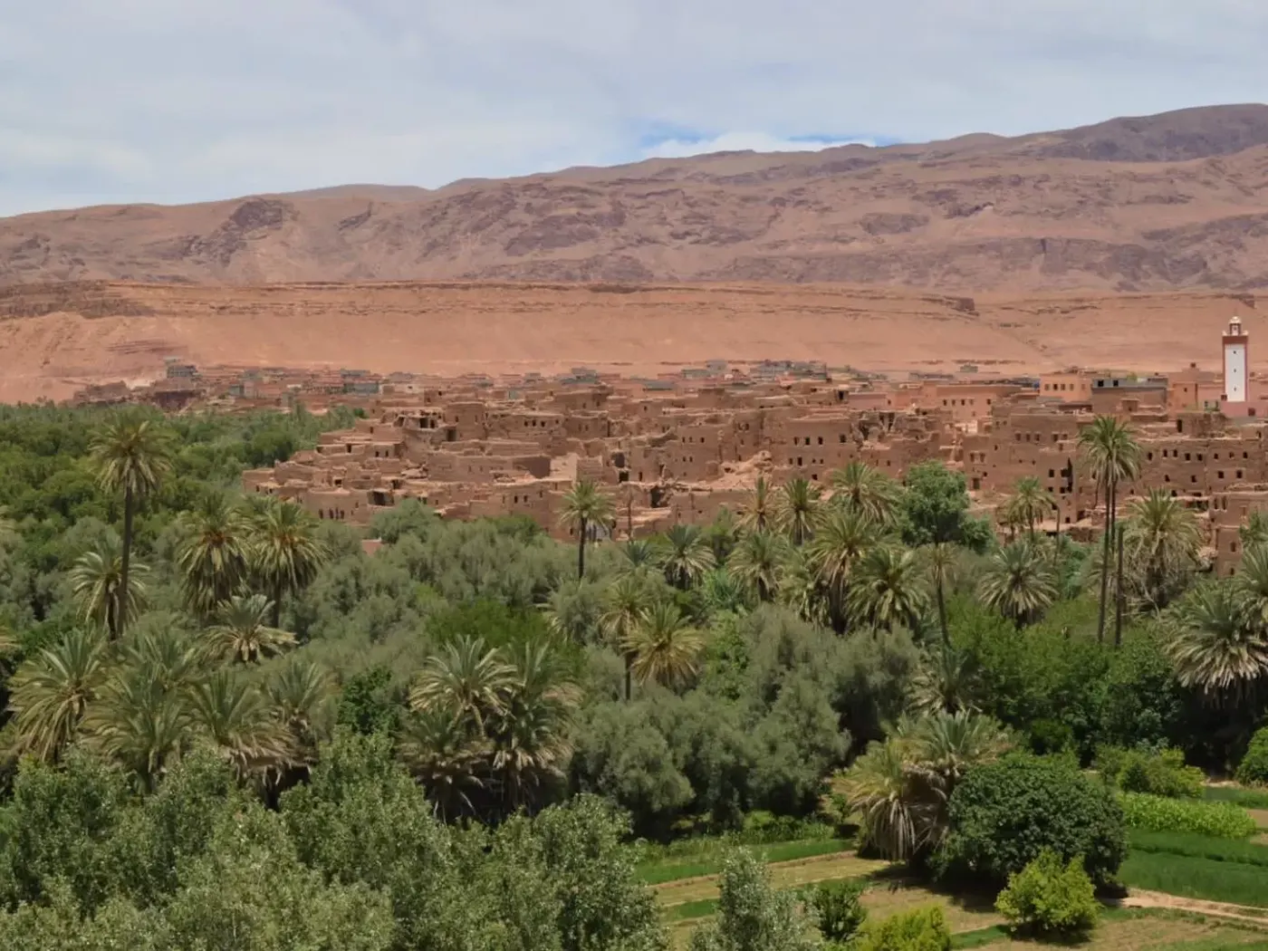 Sahara desert camp — 5-Day Marrakech Desert Tour to Merzouga & Erg Chebbi Dunes